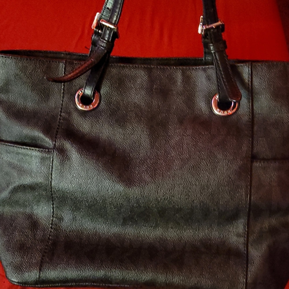 MK leather purse